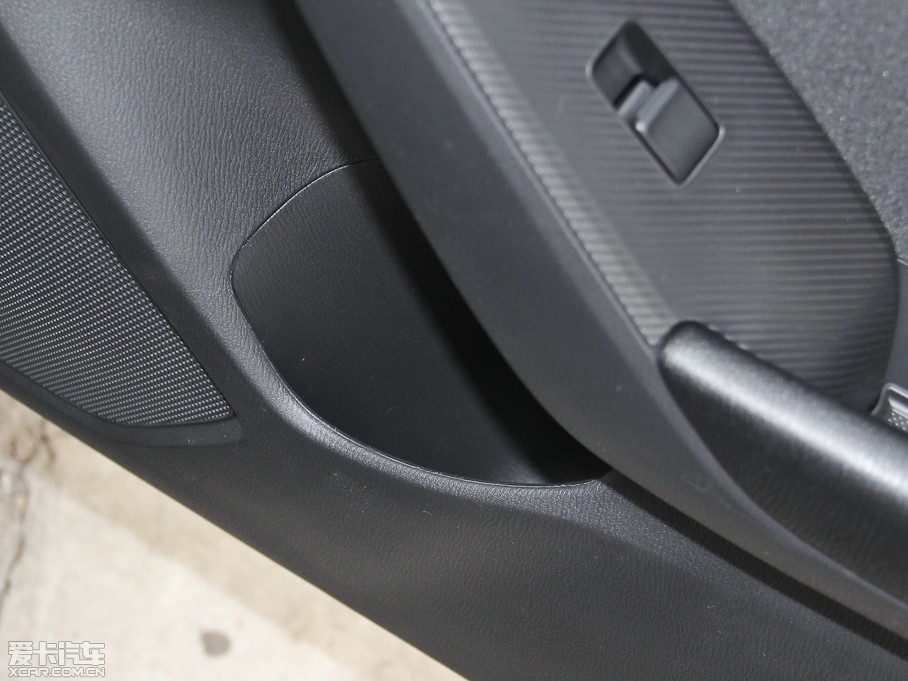 2014R_3 ِ Ɏ 1.5L ԄӺA