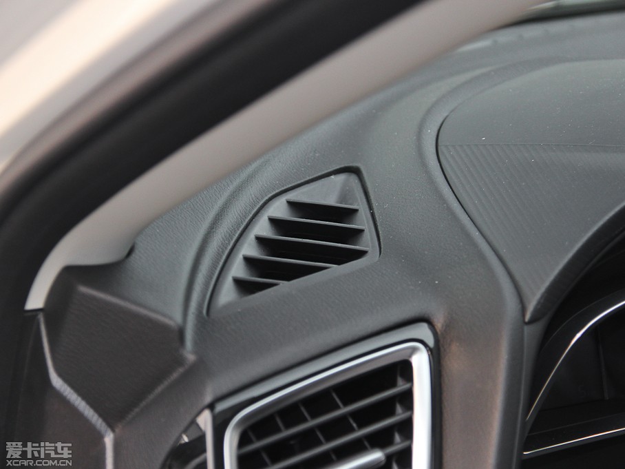 2014R_3 ِ Ɏ 1.5L ԄӺA