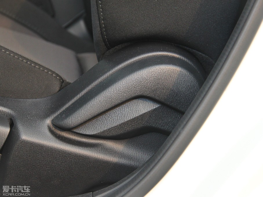 2014R_3 ِ Ɏ 1.5L ԄӺA