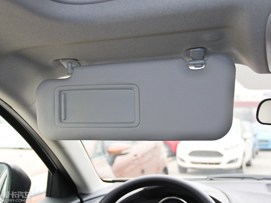 2014R_3 ِ Ɏ 1.5L ԄӺA