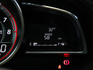 2014Ɏ 2.0L ԄŞ п؅^