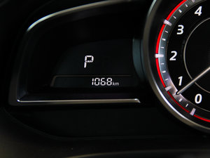 2014Ɏ 2.0L ԄŞ п؅^