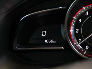 2014Ɏ 2.0L ԄŞ п؅^