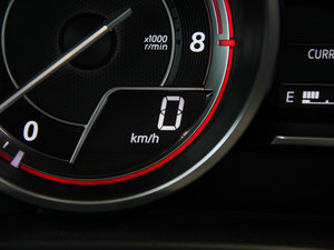 2014Ɏ 2.0L ԄŞ п؅^