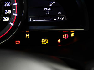 2014Ɏ 1.5L քm п؅^