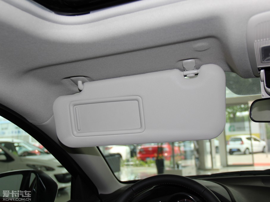 2014R_(d)3 ِ  2.0L Ԅ(dng)Ş