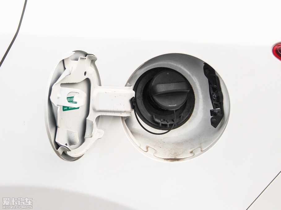 2014R_(d)3 ِ  2.0L Ԅ(dng)Ş