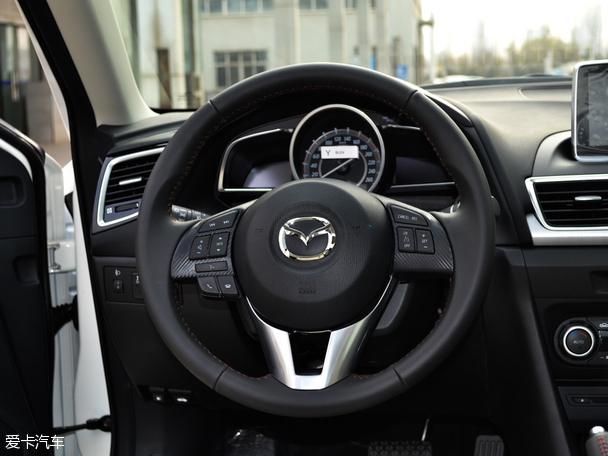 長安馬自達2014款昂克賽拉三廂