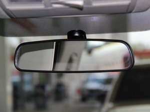 2014 2.0L Ԅ(dng)Ş ܇(ni)ҕR