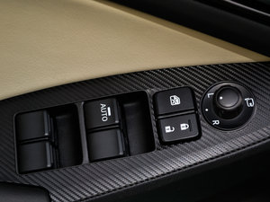 2014 2.0L Ԅ\ {܇ƅ^	