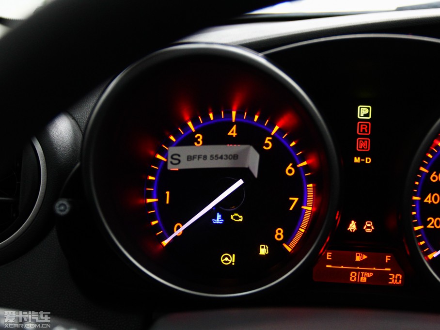 2014R_(d)3GɎ 2.0L Ԅ\(yn)