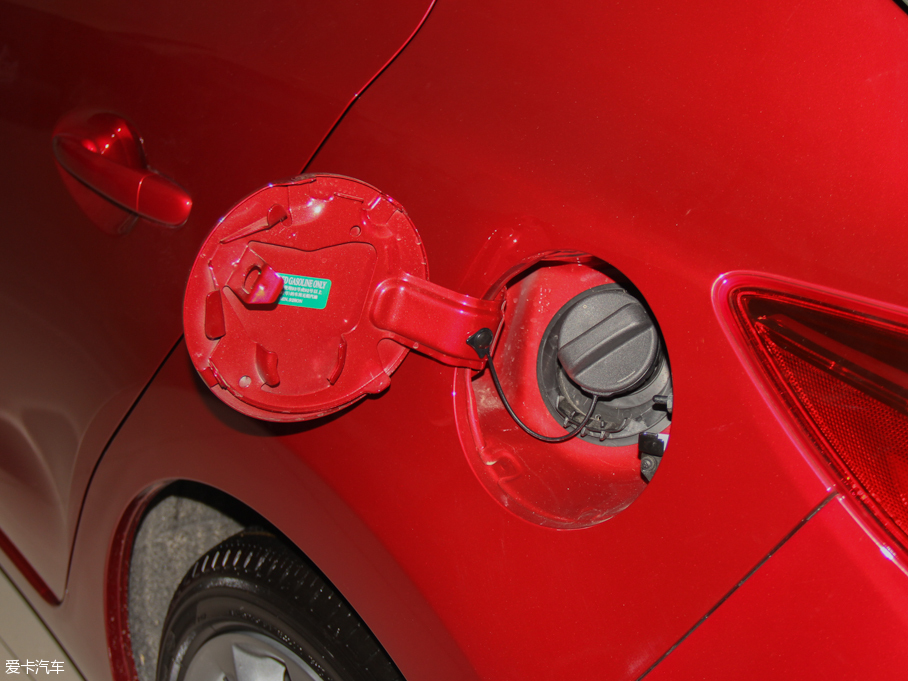 2016R_3 ِ Ɏ 2.0L Ԅ\