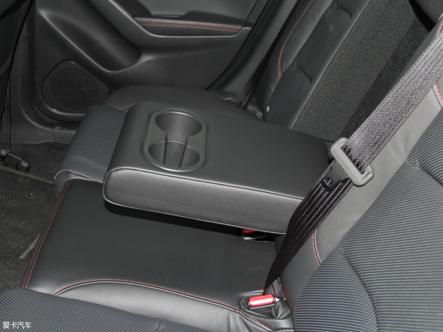 2016R_(d)3 ِ Ɏ 2.0L Ԅ(dng)\(yn)(dng)