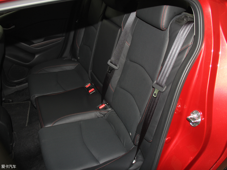 2016R_(d)3 ِ Ɏ 2.0L Ԅ(dng)\(yn)(dng)