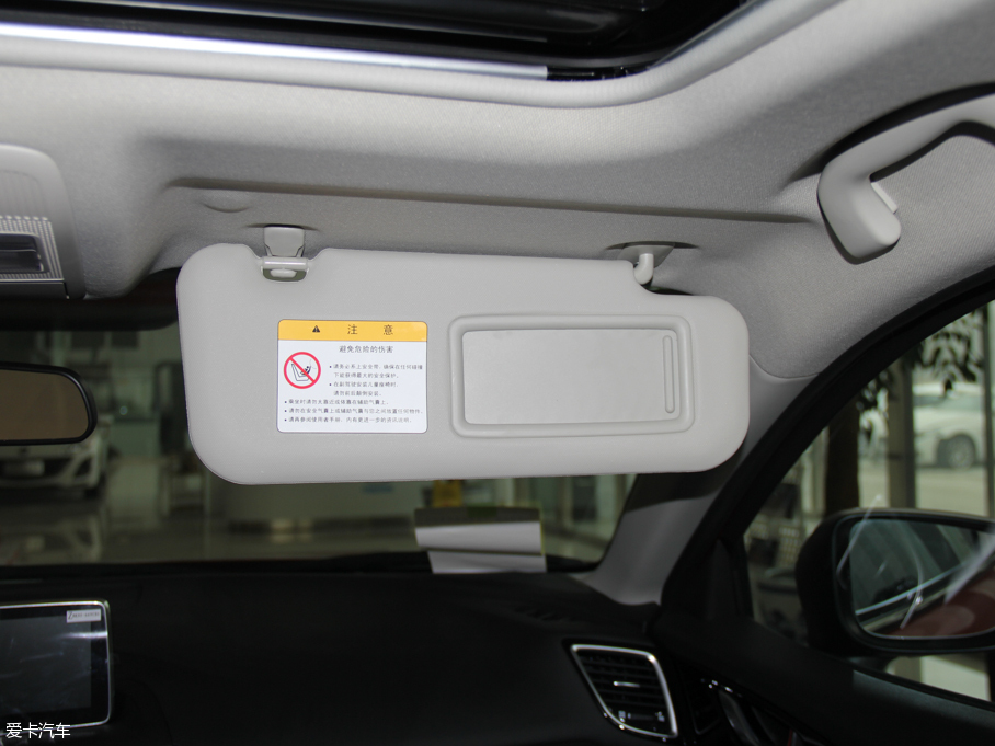 2016R_(d)3 ِ Ɏ 2.0L Ԅ(dng)\(yn)(dng)