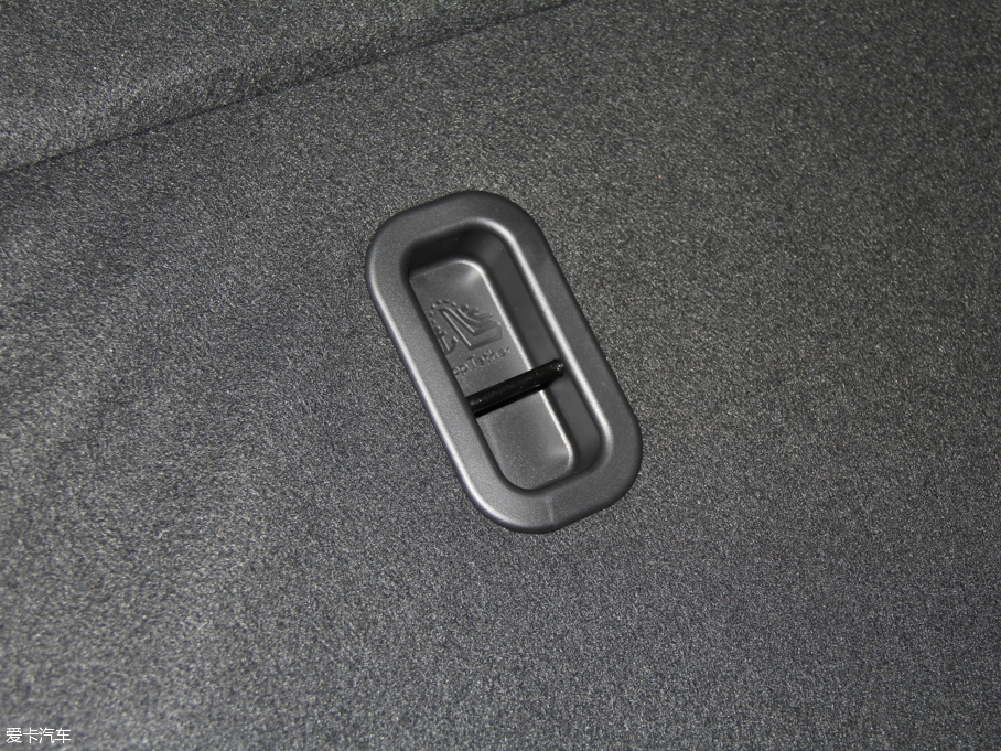 2016R_(d)3 ِ Ɏ 2.0L Ԅ(dng)\(yn)(dng)