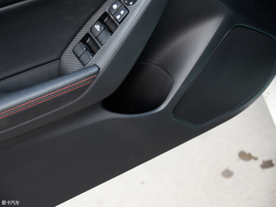 2016R_3 ِ Ɏ 2.0L ԄŞ