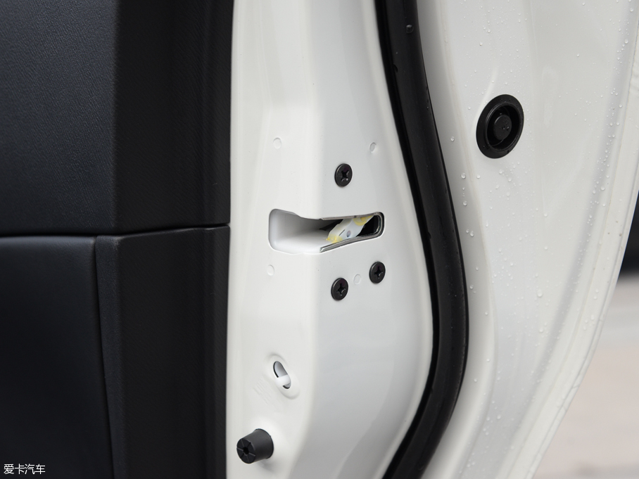 2016R_(d)3 ِ Ɏ 2.0L Ԅ(dng)Ş