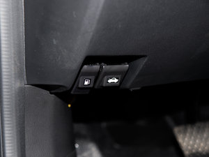 2016Ɏ 2.0L ԄŞ п؅^