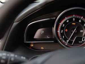 2016Ɏ 2.0L ԄŞ п؅^