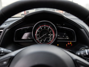 2016Ɏ 2.0L ԄŞ п؅^