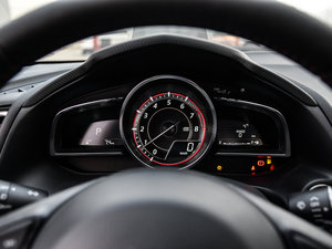 2016Ɏ 2.0L ԄŞ п؅^