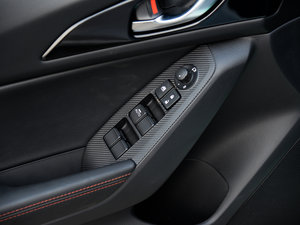 2016Ɏ 2.0L ԄŞ {܇ƅ^(q)	