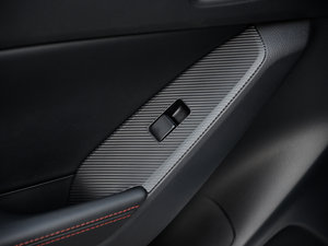 2016Ɏ 2.0L ԄŞ п؅^(q)