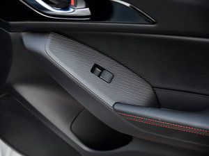 2016Ɏ 2.0L ԄŞ п؅^(q)