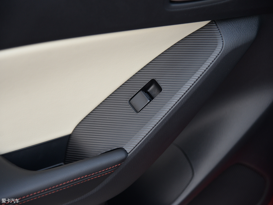 2016R_(d)3 ِ  2.0L Ԅ(dng)Ş