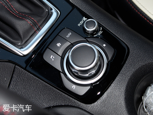 長安馬自達2016款昂克賽拉三廂