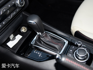 長安馬自達2016款昂克賽拉三廂