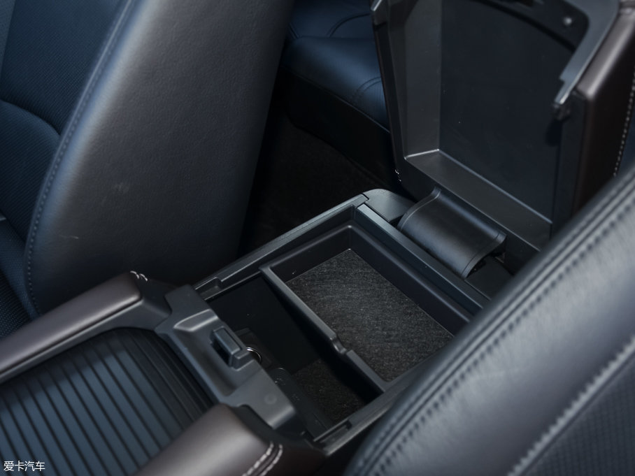 2017R_(d)3 ِ  2.0L Ԅ(dng)F