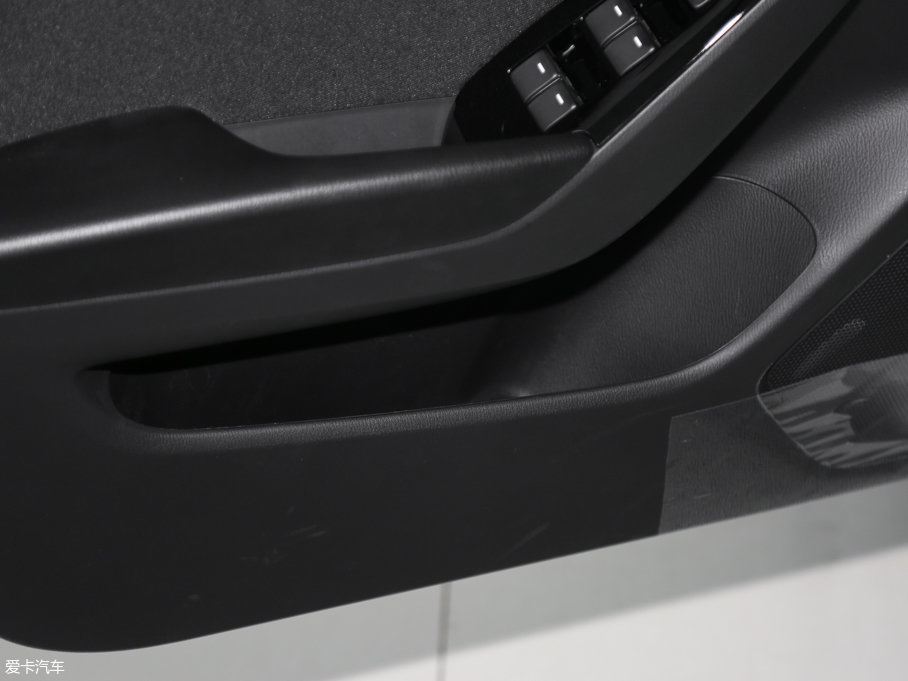 2017R_3 ِ  1.5L ԄӺA