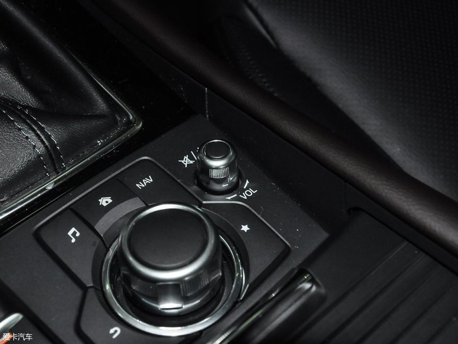 2017R_(d)3 ِ Ɏ 2.0L Ԅ\(yn)