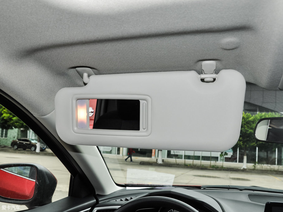 2017R_(d)3 ِ  1.5L Ԅ(dng)A