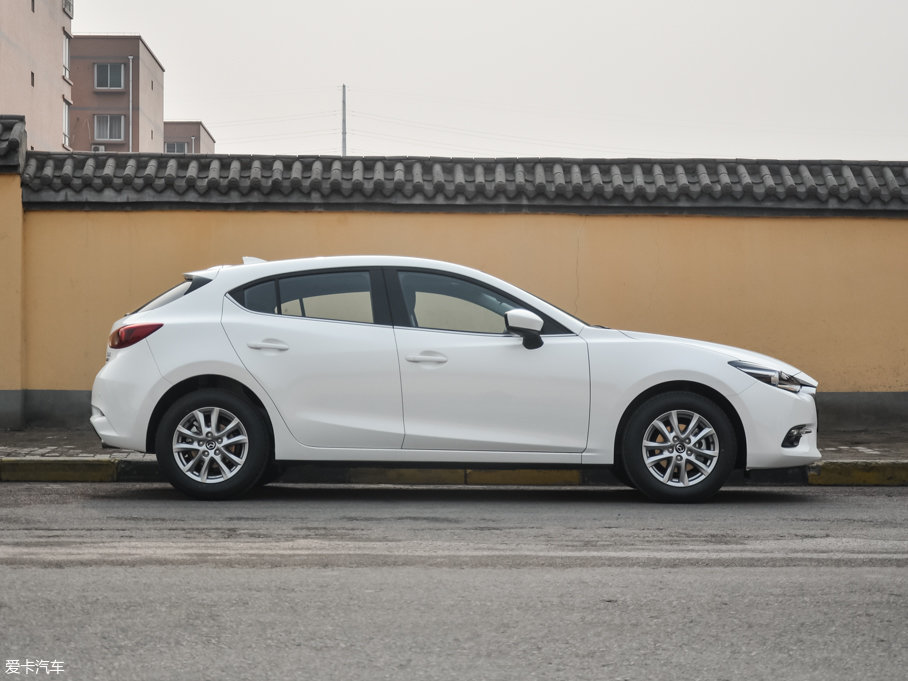 2017R_(d)3 ِ Ɏ 1.5L Ԅ(dng)A