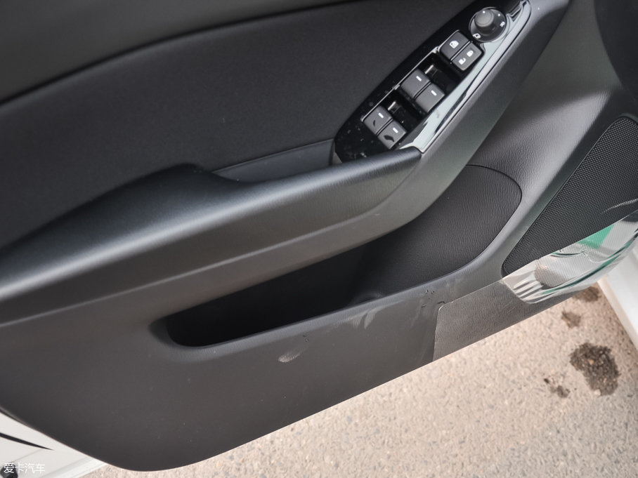 2017R_3 ِ Ɏ 1.5L ԄӺA