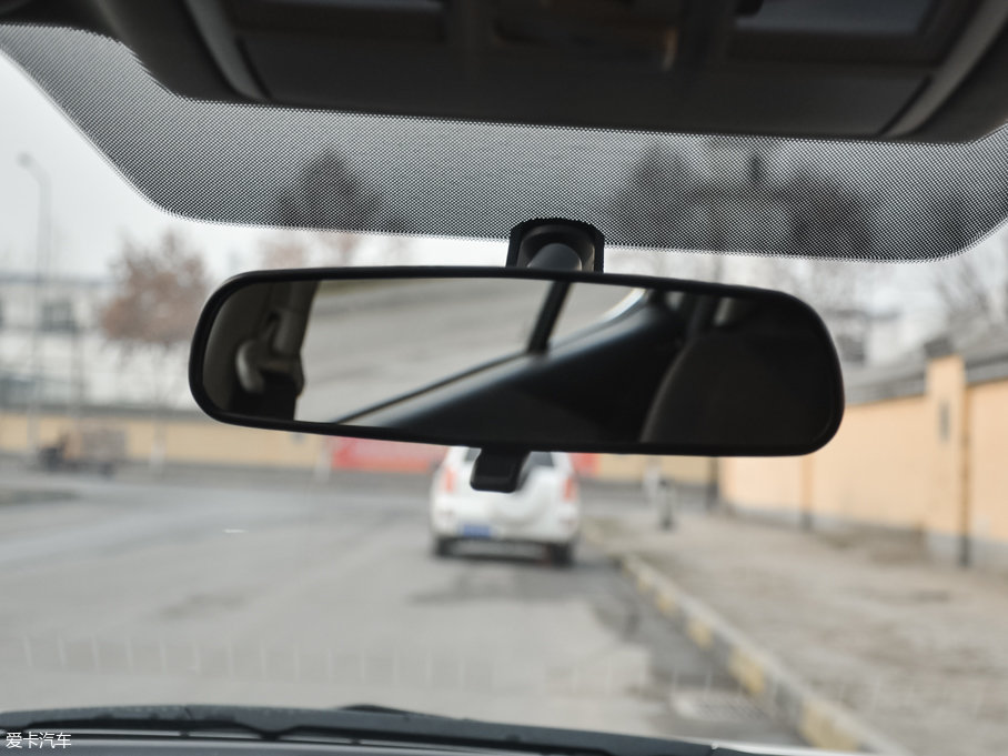 2017R_3 ِ Ɏ 1.5L ԄӺA