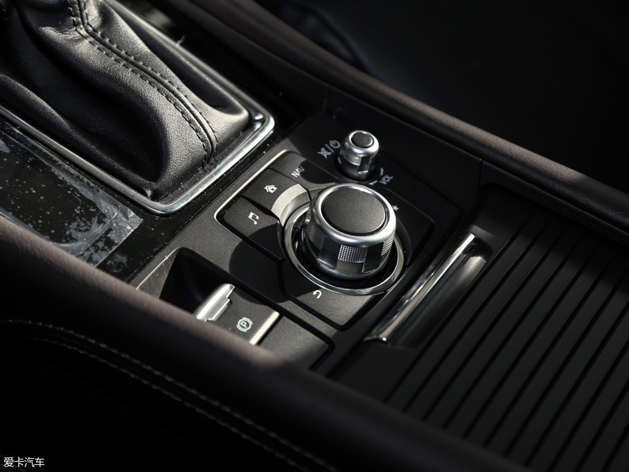 2017R_3 ِ Ɏ 2.0L Ԅ\