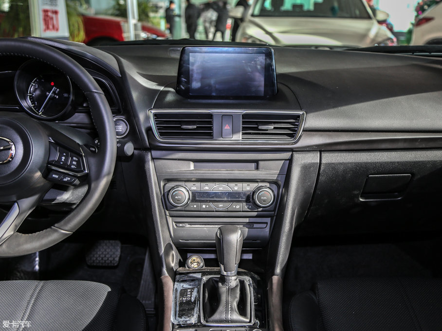 2017R_3 ِ Ɏ 2.0L Ԅ\