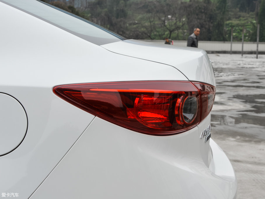 2017R_3 ِ  1.5L քm