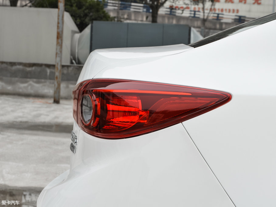 2017R_3 ِ  1.5L քm