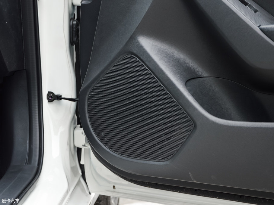 2017R_3 ِ  1.5L քm