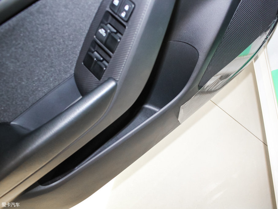 2017R_(d)3 ِ Ɏ 1.5L Ԅ(dng)m