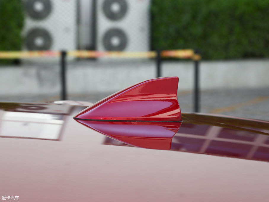 2017R_(d)3 ِ Ɏ 2.0L Ԅ\