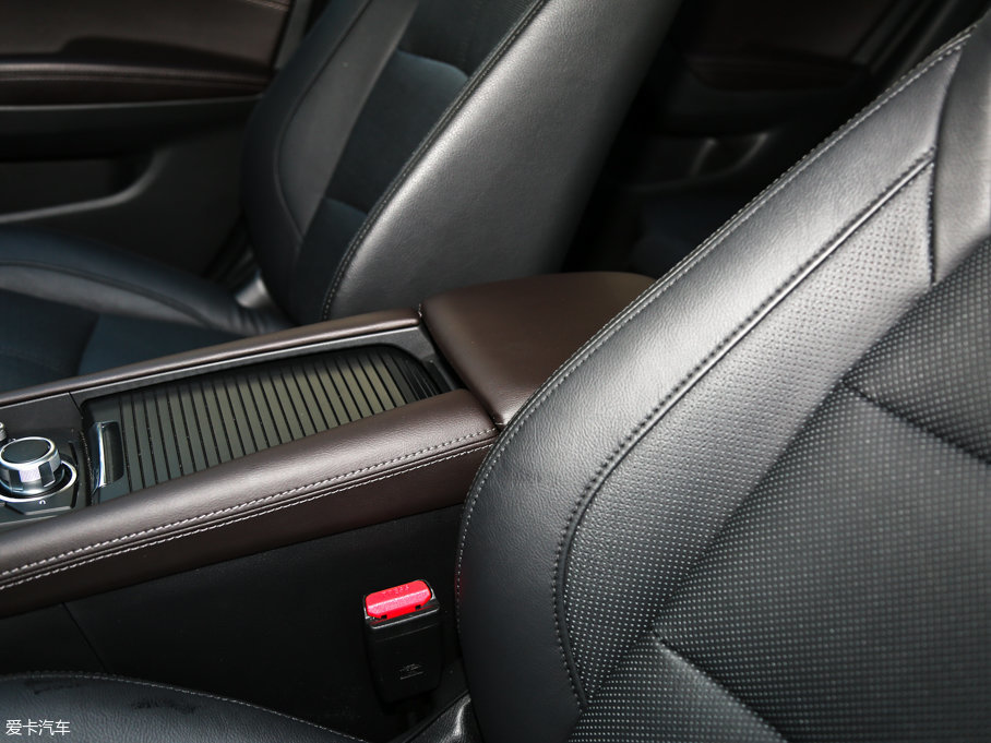 2017R_3 ِ Ɏ 2.0L Ԅ\