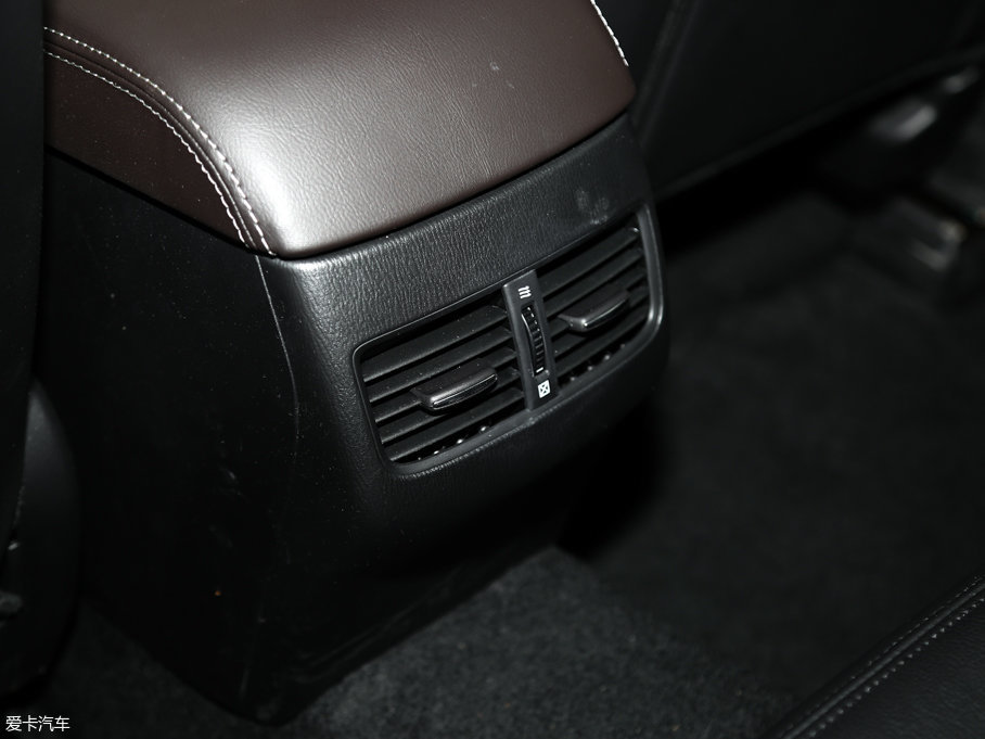 2017R_(d)3 ِ Ɏ 2.0L Ԅ(dng)\(yn)(dng)