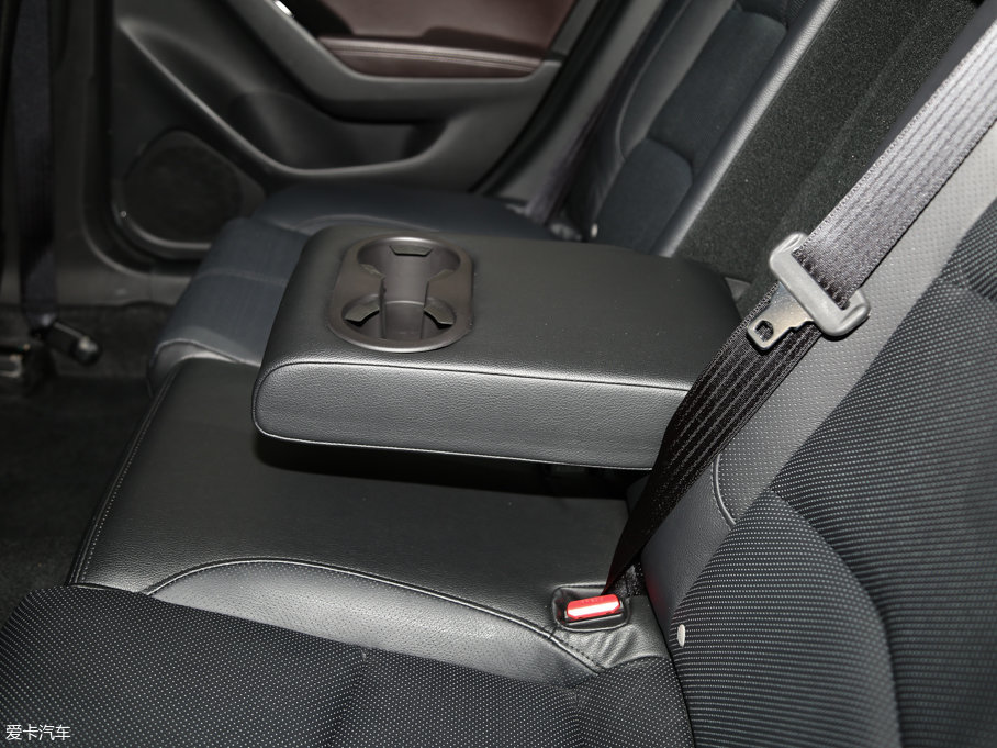 2017R_3 ِ Ɏ 2.0L Ԅ\