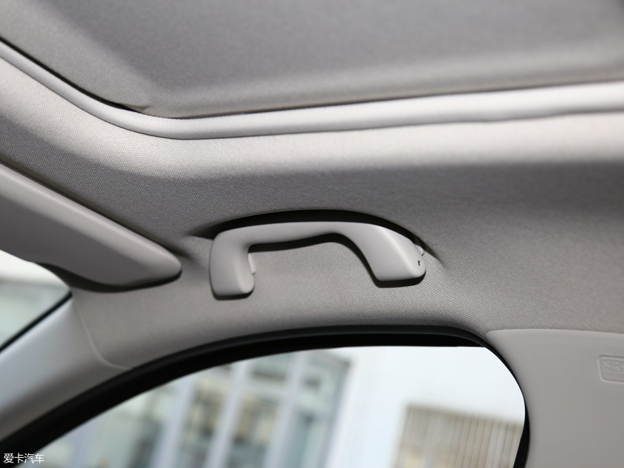 2017R_3 ِ Ɏ 2.0L Ԅ\